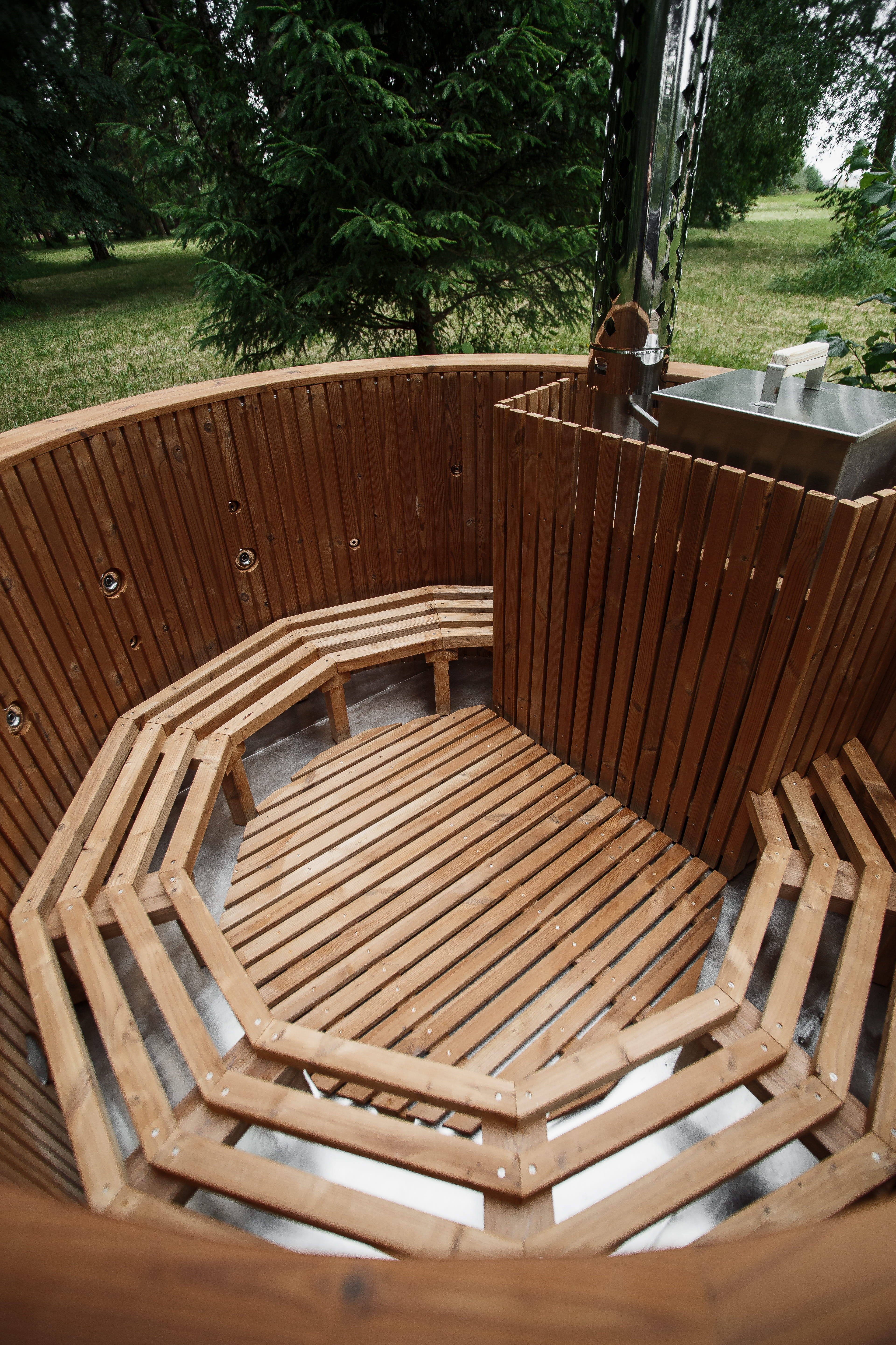 Houtgestookte hottub - RVS - externe kachel