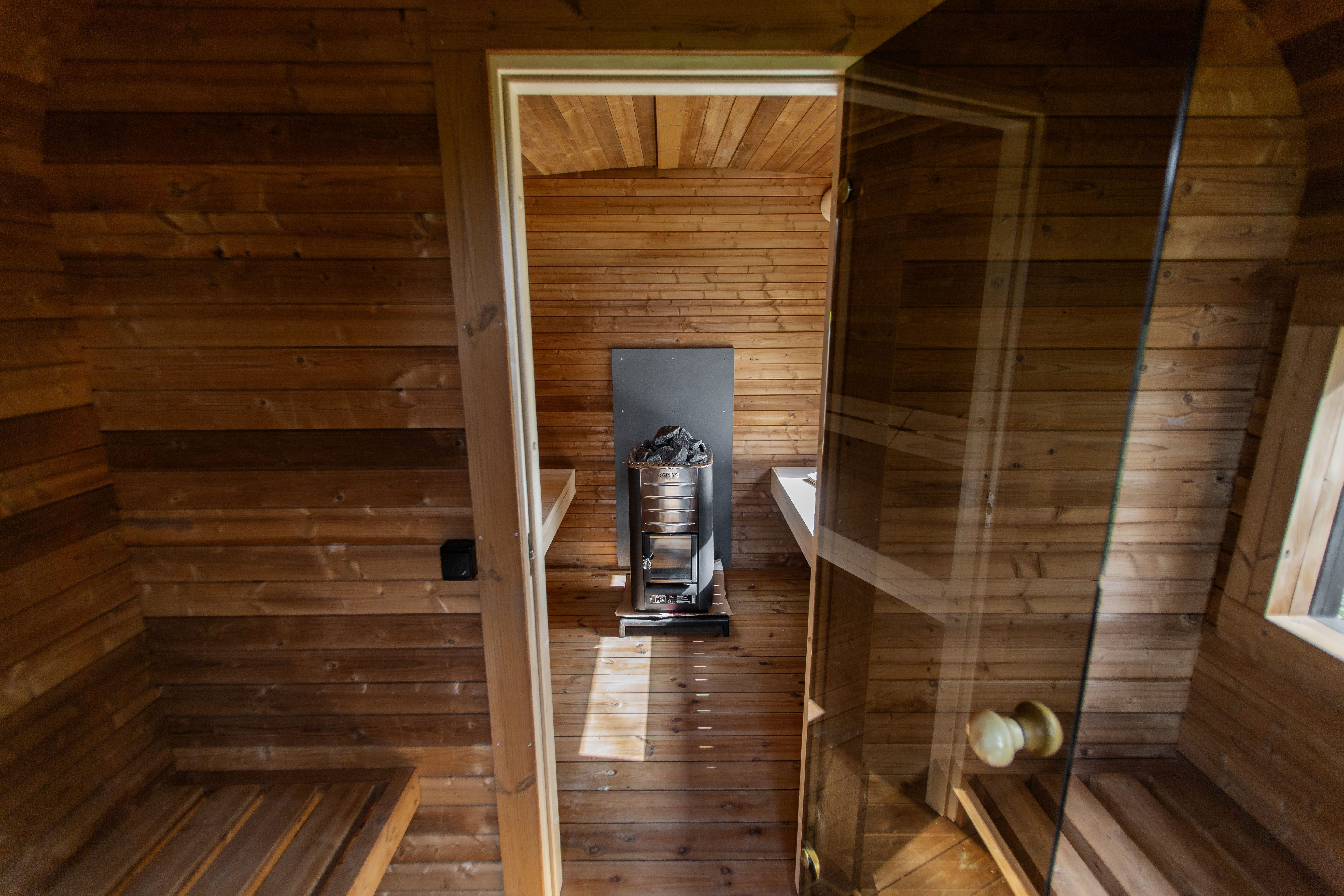 Cube sauna 4m met kleedruimte