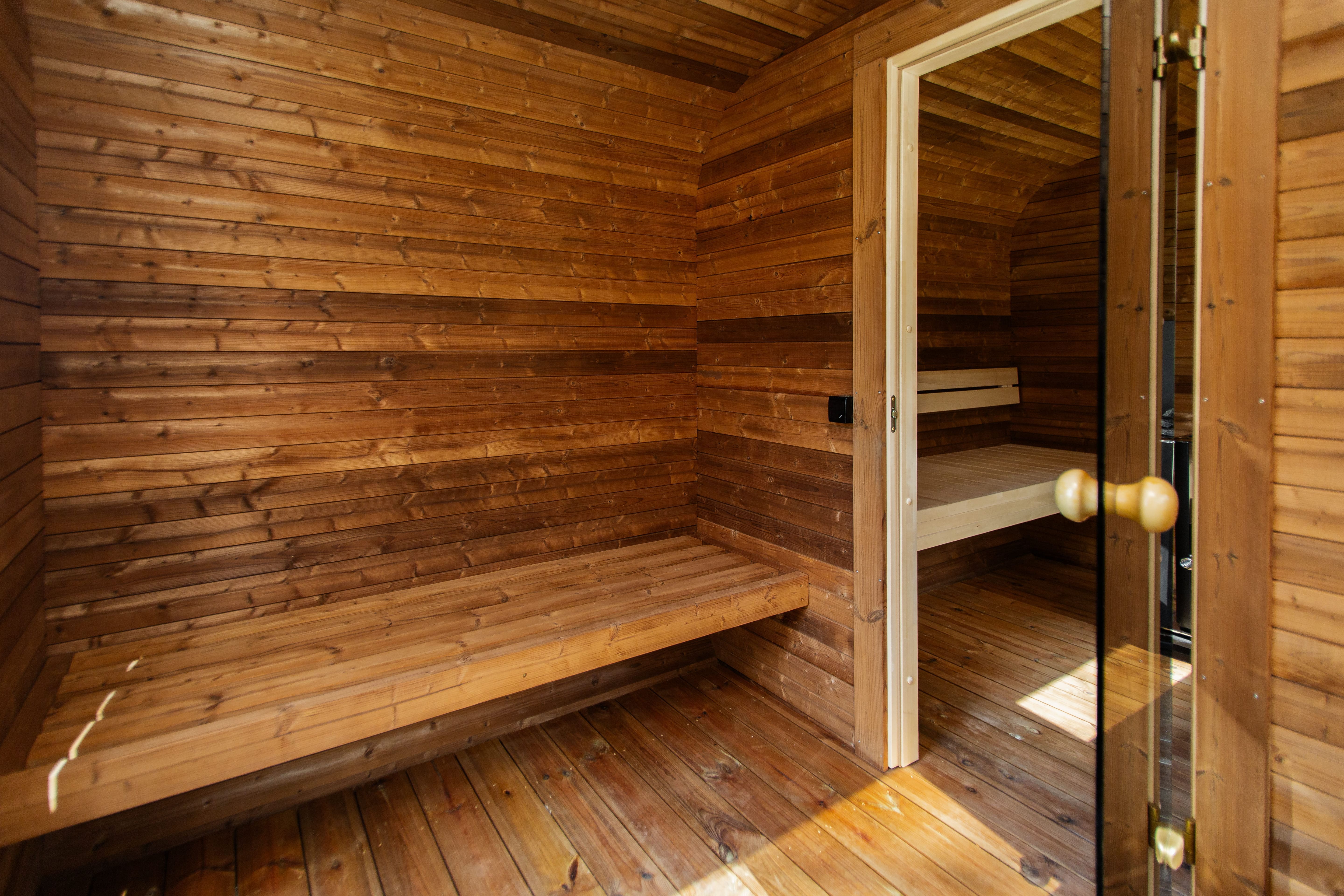 Cube sauna 4m met kleedruimte