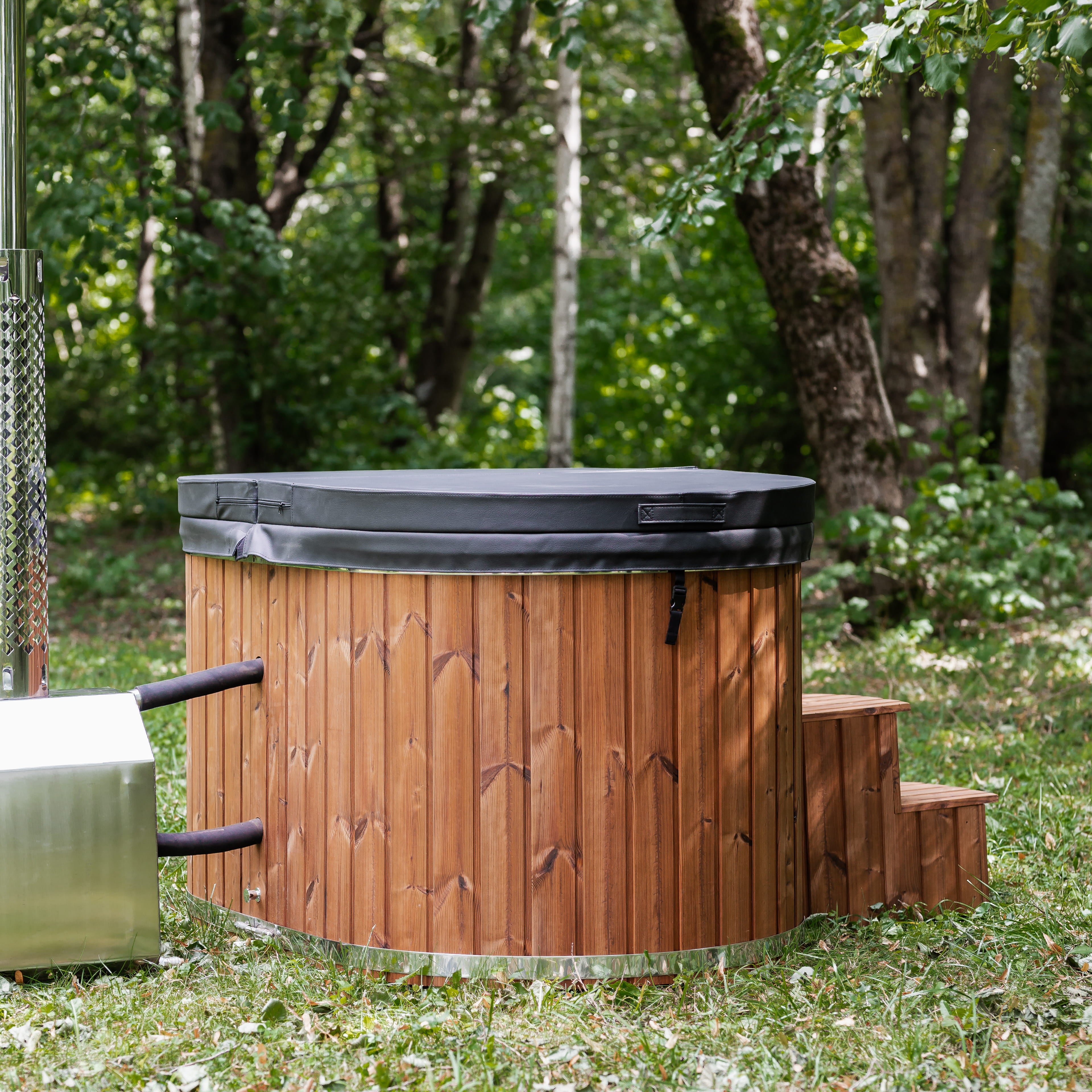 Houtgestookte hottub - externe kachel - ovaal