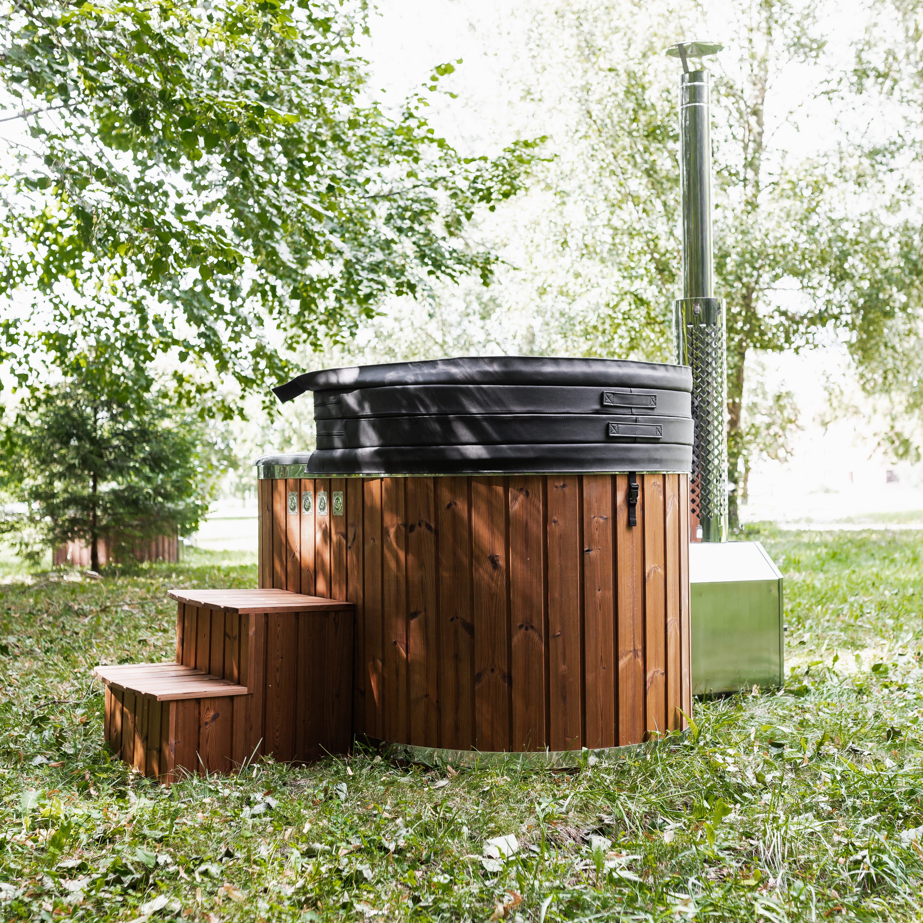 Houtgestookte hottub - externe kachel - ovaal