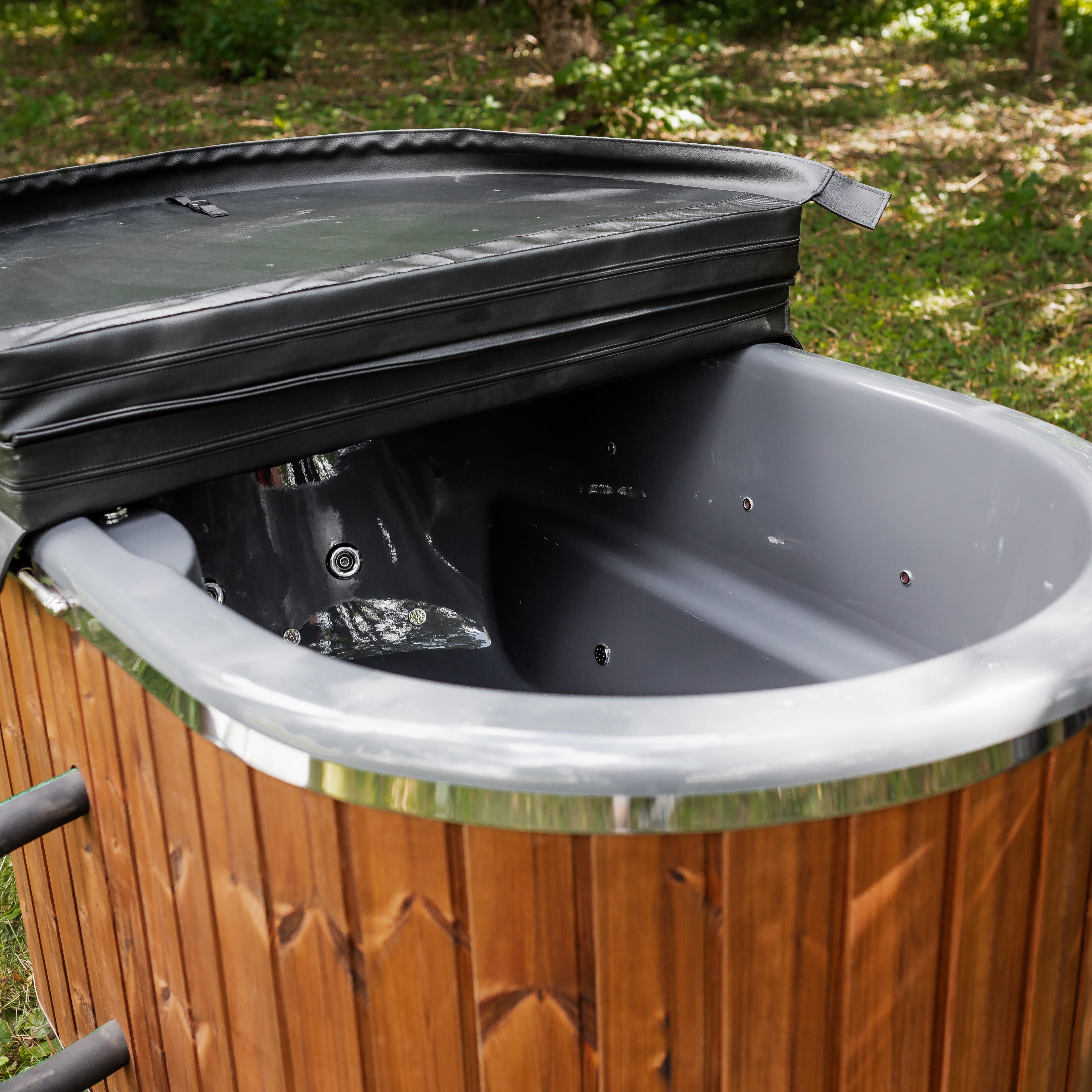 Houtgestookte hottub - externe kachel - ovaal