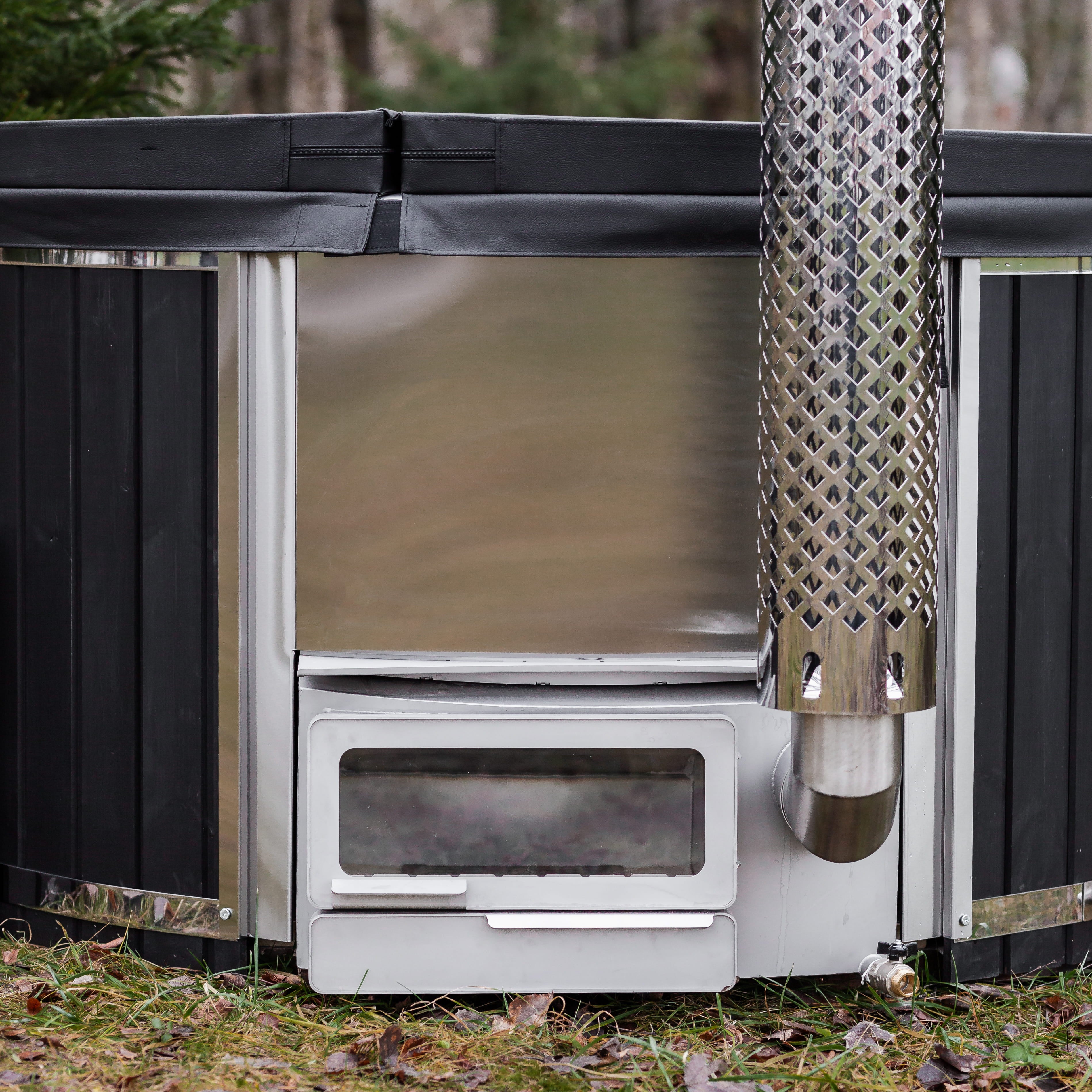Houtgestookte hottub - interne kachel - rond