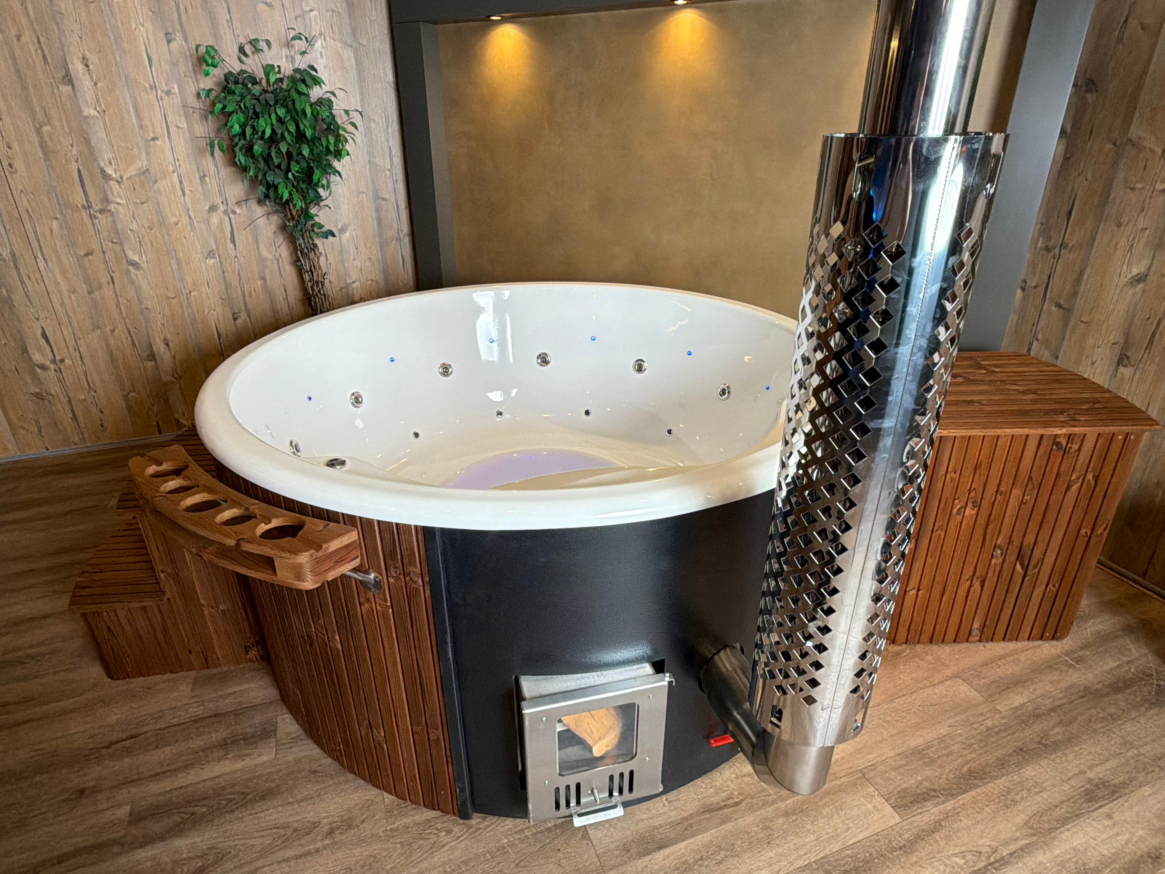 Instapklare hottub houtgestookt thermohout