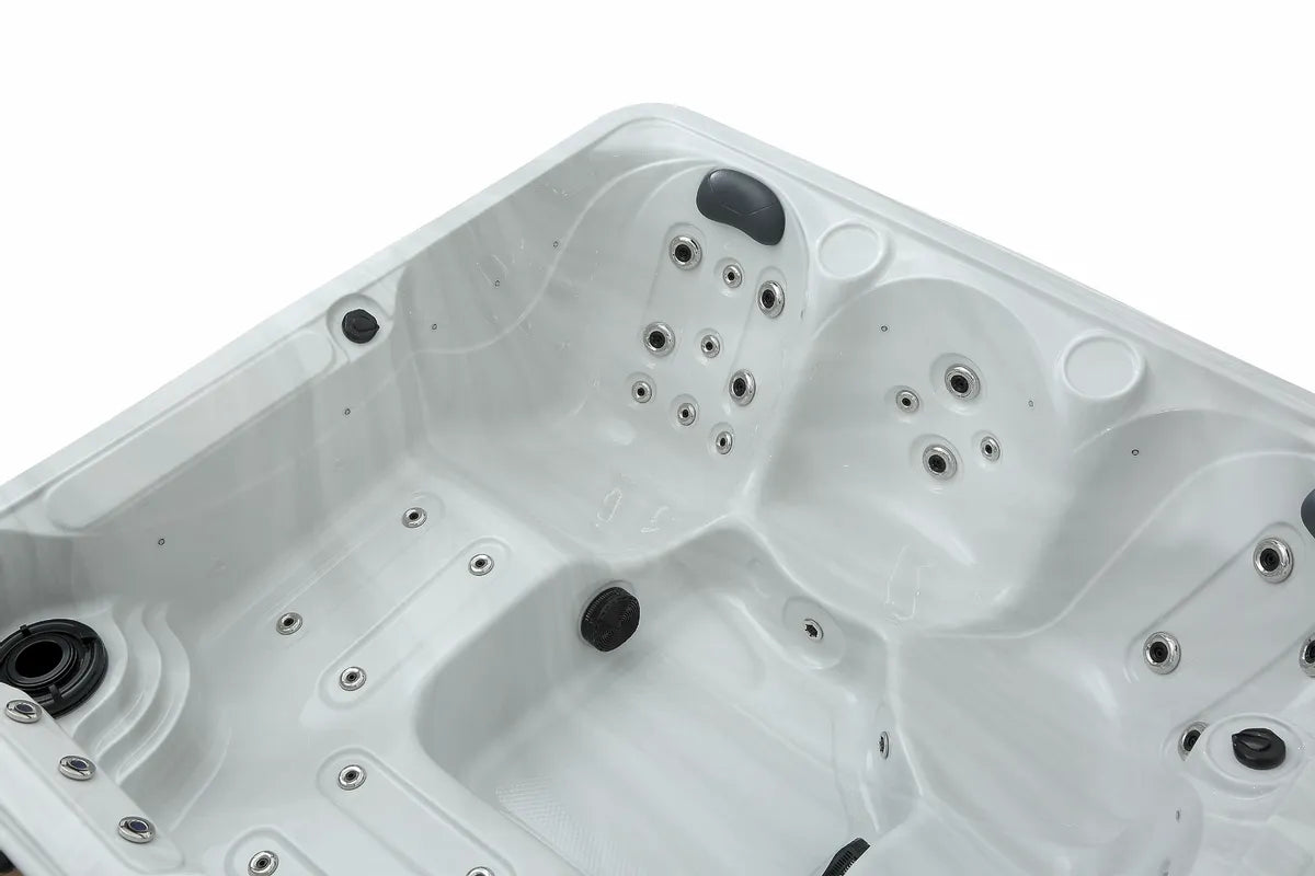 W’eau Delta spa – ruime 5-persoons spa met twee ligplaatsen